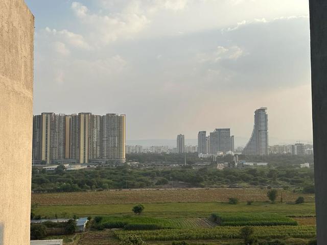 Resale | 2 BHK + 778 Sq.Ft. Apartment in Shree Venkatesh Graffiti Glover