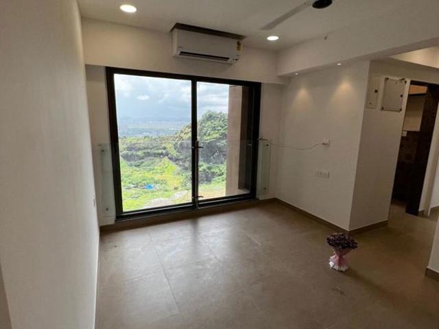 Resale | 2 BHK 771 Sq.Ft. Apartment in Kanakia Silicon Valley