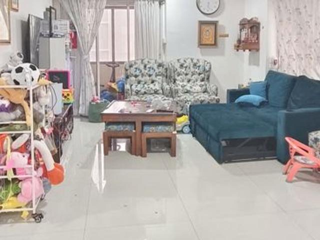 Resale | 2 BHK 785 Sq.Ft. Apartment in Vasant Valley Complex