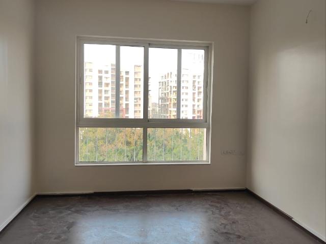 Resale | 2 BHK 788 Sq.Ft. Apartment in VTP Solitaire
