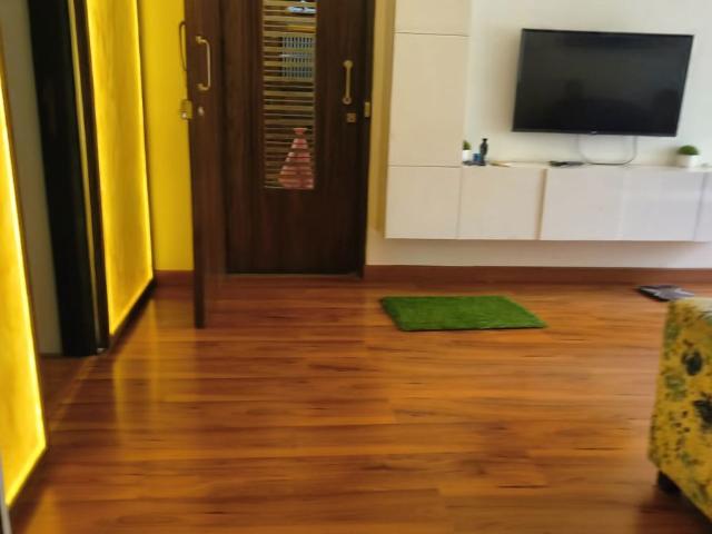 Resale | 2 BHK 788 Sq.Ft. Apartment in Sujata Apartments Santacruz East