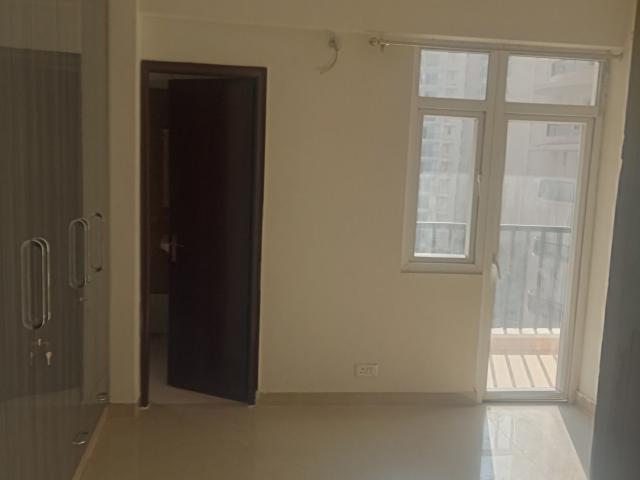 Resale | 2 BHK 780 Sq.Ft. Apartment in Ansal Royal Heritage