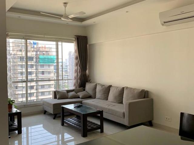 Resale | 2 BHK 780 Sq.Ft. Apartment in Bandra West