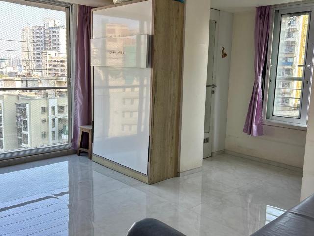Resale | 2 BHK + 780 Sq.Ft. Apartment in Prabhadevi