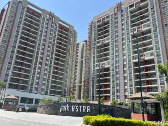 Resale | 2 BHK 780 Sq.Ft. Apartment in Pride Purple Park Astra