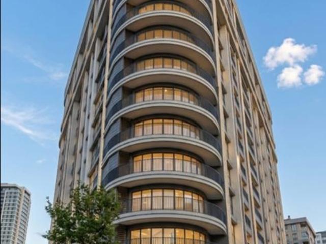 Resale | 2 BHK 780 Sq.Ft. Apartment in Shapoorji Pallonji Nine Arcs