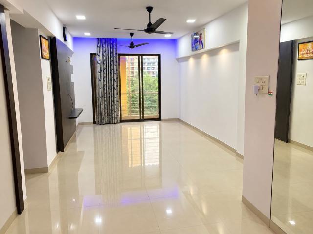 Resale | 2 BHK 780 Sq.Ft. Apartment in Swastik Windsor Heights