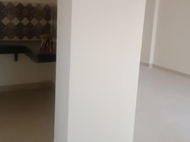 Resale | 2 BHK 780 Sq.Ft. Apartment in Suncity Avenue 76