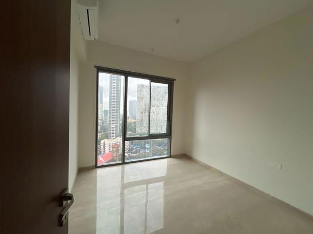 Resale | 2 BHK + 790 Sq.Ft. Apartment in Piramal Mahalaxmi
