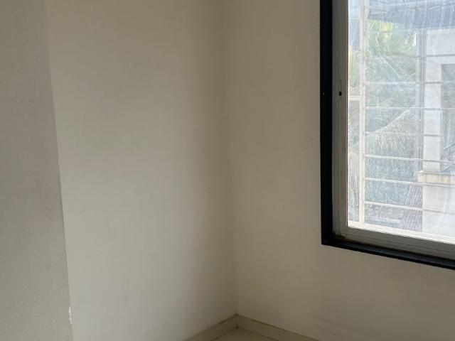 Resale | 2 BHK 791 Sq.Ft. Apartment in Millennium Acropolis 2