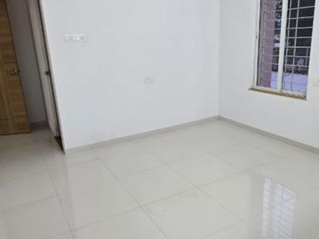 Resale | 2 BHK 804 Sq.Ft. Apartment in Kumar Piccadilly