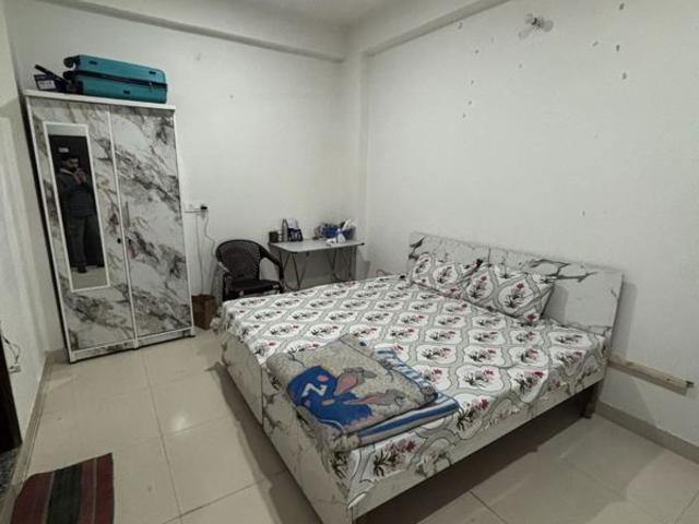 Resale | 2 BHK 805 Sq.Ft. Apartment in Signature Global The Millennia