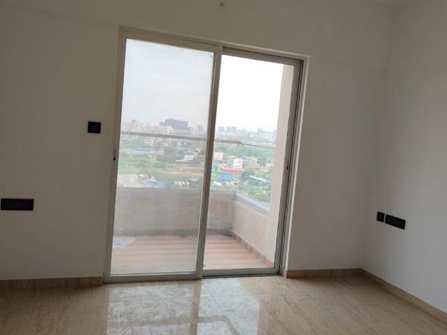 Resale | 2 BHK 806 Sq.Ft. Apartment in VTP Leonara