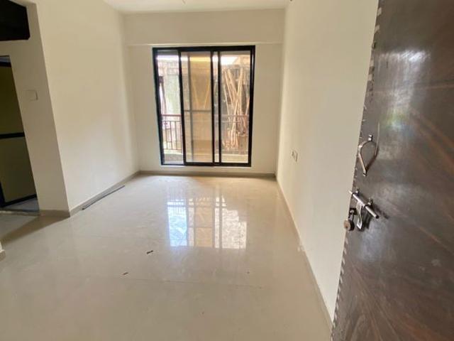 Resale | 2 BHK 806 Sq.Ft. Apartment in Hallmark Ozone Galaxy