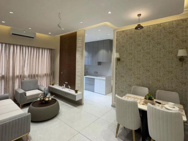Resale | 2 BHK 806 Sq.Ft. Apartment in Shreeji Nakshtra
