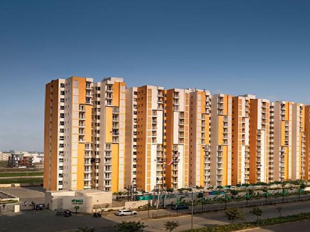 Resale | 2 BHK 808 Sq.Ft. Apartment in Wave Dream Homes