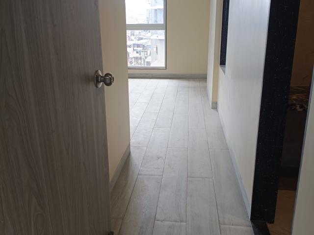 Resale | 2 BHK 800 Sq.Ft. Apartment in Vision Heights