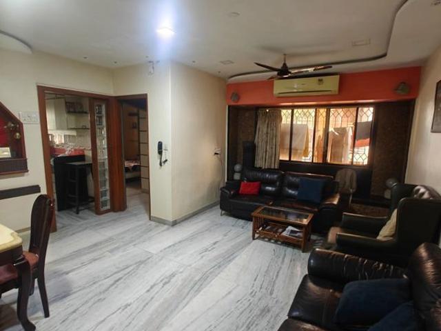 Resale | 2 BHK 800 Sq.Ft. Apartment in Montreal Tower