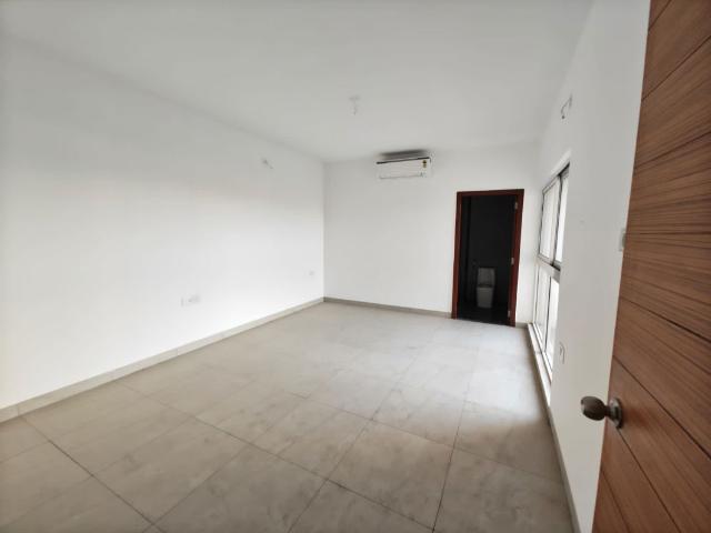 Resale | 2 BHK 800 Sq.Ft. Apartment in Rohan Abhilasha