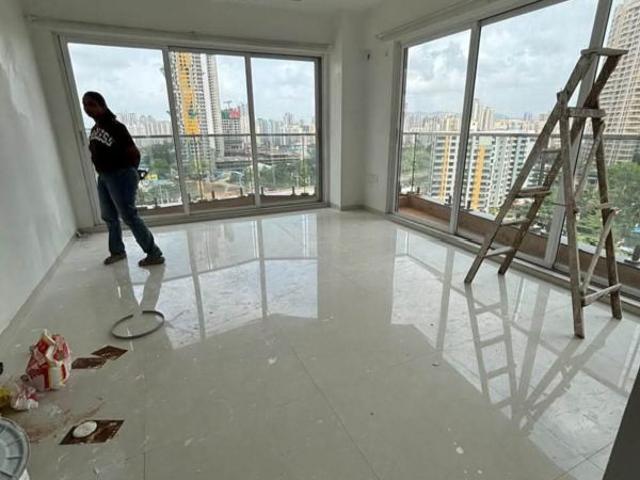 Resale | 2 BHK 800 Sq.Ft. Apartment in Soham Crystal Spires