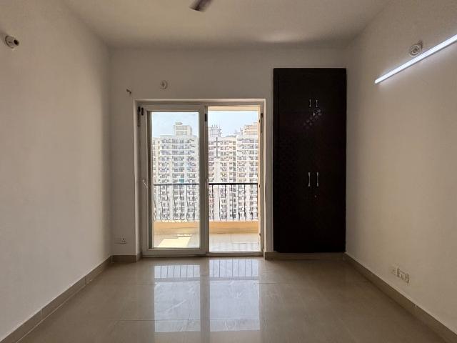 Resale | 2 BHK 800 Sq.Ft. Apartment in Star Rameshwaram