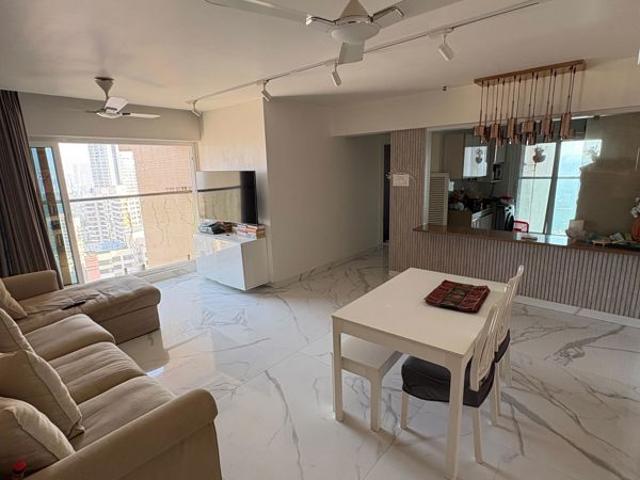 Resale | 2 BHK 801 Sq.Ft. Apartment in RNA NG Eclat