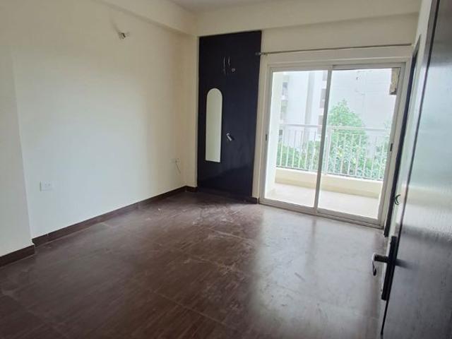 Resale | 2 BHK 815 Sq.Ft. Apartment in Migsun Roof