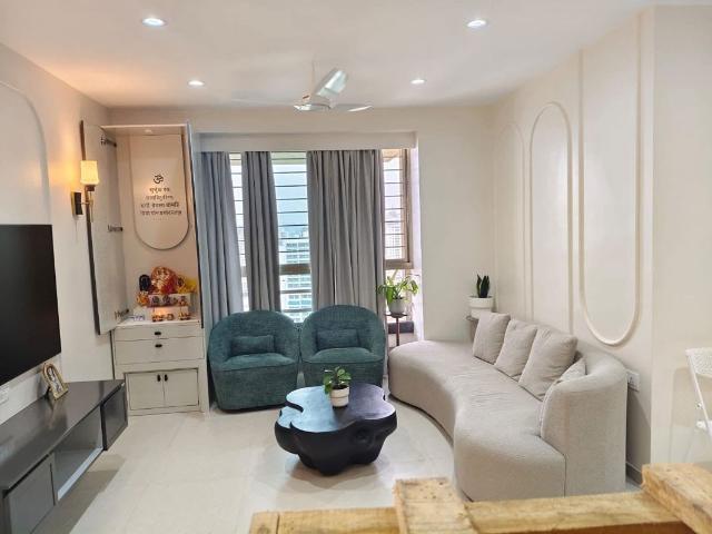 Resale | 2 BHK + 825 Sq.Ft. Apartment in Mayfair Mira Darshan