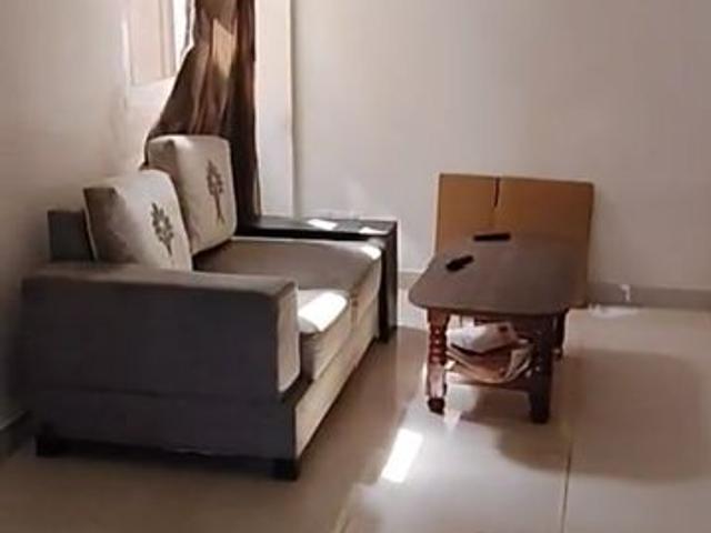 Resale | 2 BHK 825 Sq.Ft. Apartment in Signature Global The Millennia