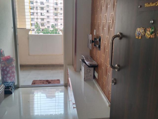 Resale | 2 BHK 825 Sq.Ft. Apartment in Solitaire Co Op Housing Society Ltd