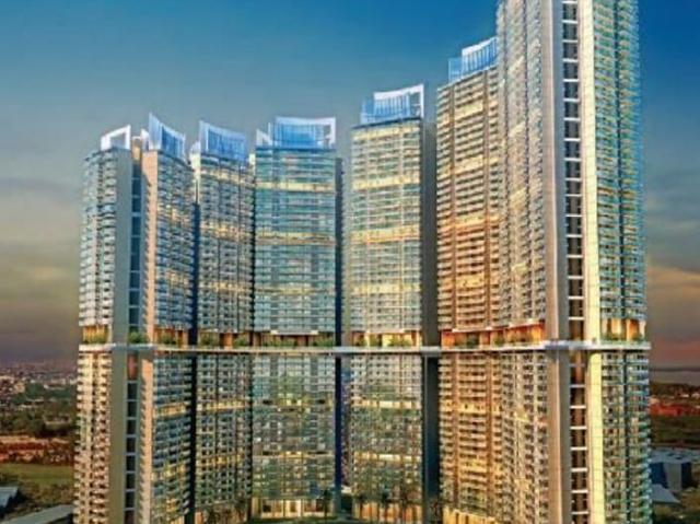 Resale | 2 BHK 820 Sq.Ft. Apartment in LnT Crescent Bay T4