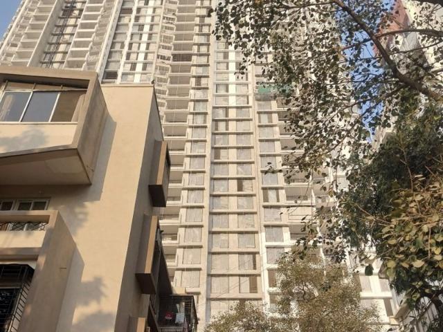 Resale | 2 BHK 820 Sq.Ft. Apartment in Matunga