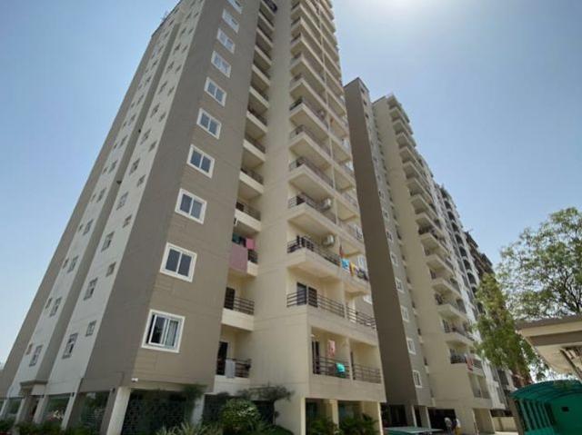 Resale | 2 BHK 820 Sq.Ft. Apartment in Shri Balaji BCC Heights