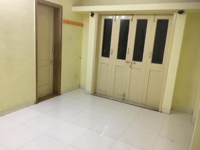 Resale | 2 BHK 835 Sq.Ft. Apartment in HS Lagom Homes