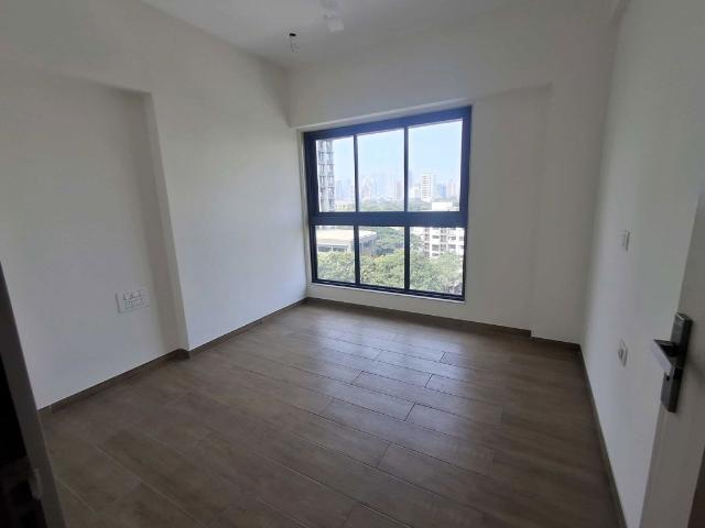 Resale | 2 BHK + 837 Sq.Ft. Apartment in Matunga East