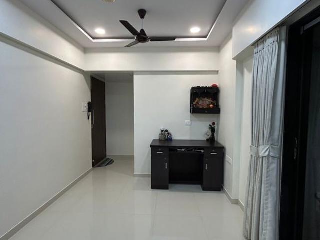 Resale | 2 BHK 830 Sq.Ft. Apartment in Soham Crystal Spires