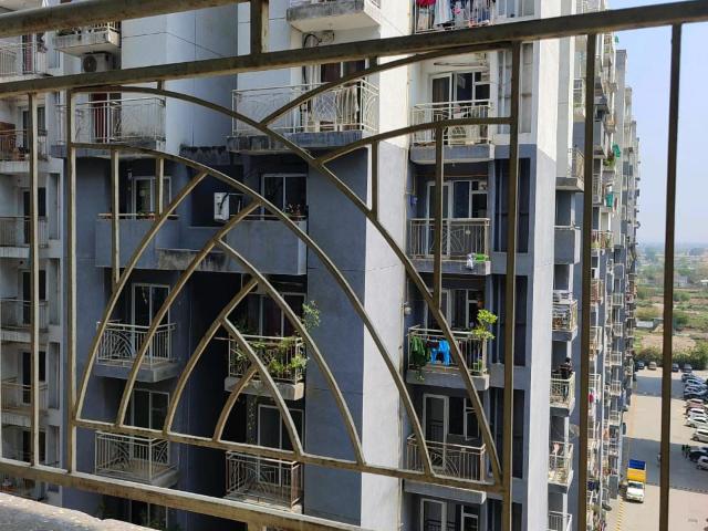 Resale | 2 BHK 840 Sq.Ft. Apartment in Aditya Urban Homes
