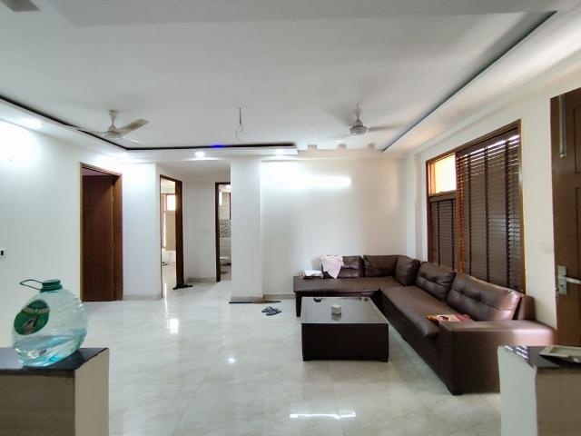 Resale | 2 BHK 842 Sq.Ft. Apartment in Sikka Kannan Greens
