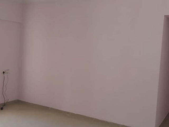Resale | 2 BHK + 843 Sq.Ft. Apartment in Satellite Tower