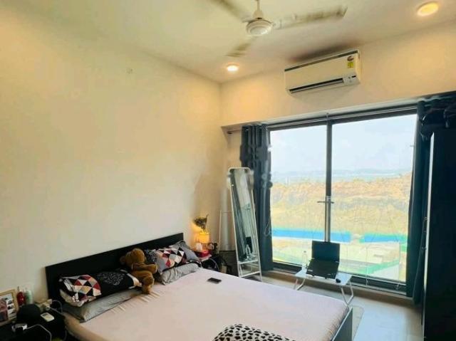 Resale | 2 BHK 857 Sq.Ft. Apartment in Kanakia Silicon Valley