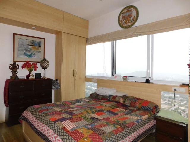 Resale | 2 BHK + 857 Sq.Ft. Apartment in L&T Crescent Bay T2