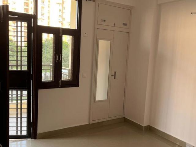 Resale | 2 BHK 858 Sq.Ft. Apartment in Aditya World City
