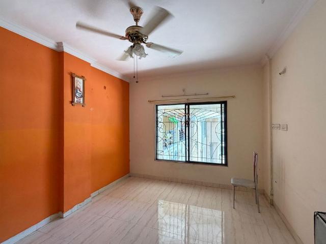Resale | 2 BHK 850 Sq.Ft. Apartment in Yashwin Supernova