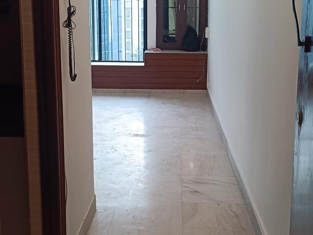 Resale | 2 BHK 850 Sq.Ft. Apartment in Chaitanya Tower