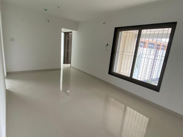 Resale | 2 BHK 850 Sq.Ft. Apartment in HS Lagom Homes