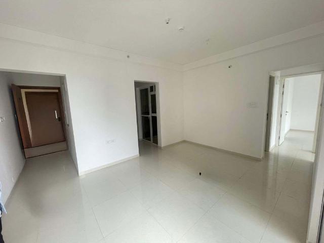 Resale | 2 BHK 850 Sq.Ft. Apartment in Kharadi