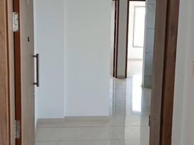 Resale | 2 BHK 850 Sq.Ft. Apartment in Kumar Paradise Pune