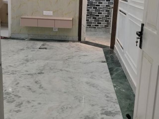 Resale | 2 BHK + 850 Sq.Ft. Apartment in Panchsheel Vihar