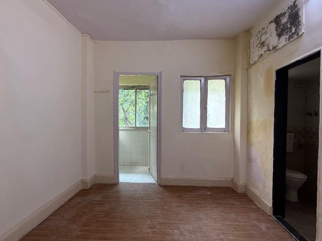 Resale | 2 BHK 850 Sq.Ft. Apartment in Sneh Varsha Society