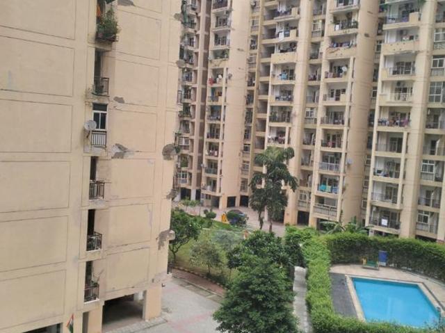 Resale | 2 BHK + 865 Sq.Ft. Apartment in SCC Sapphire